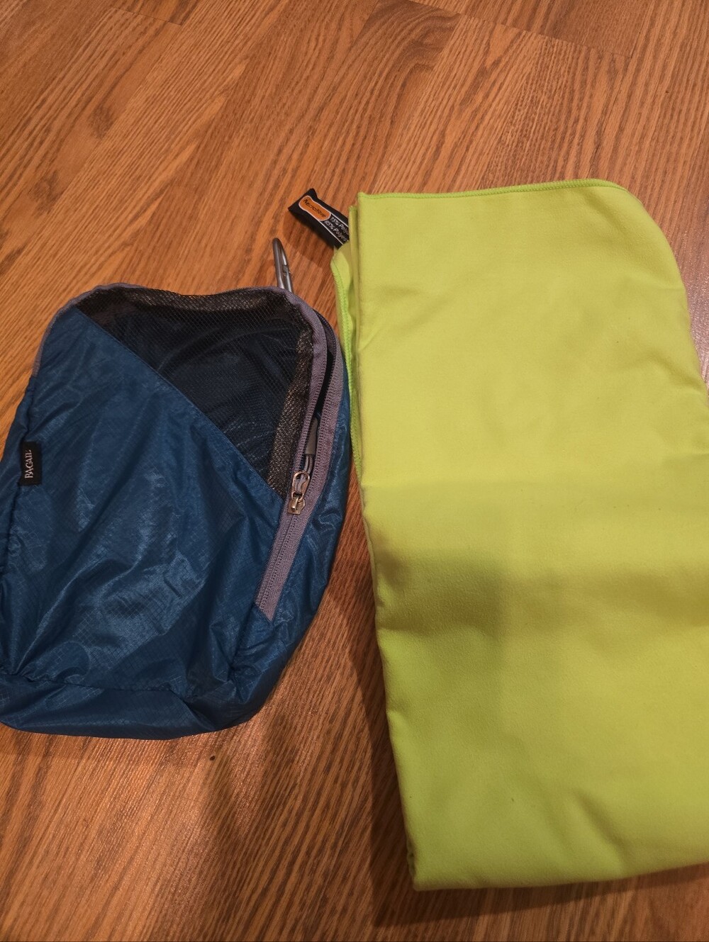 Blue Travel Pouch with Bright Lime Green Bath Towel